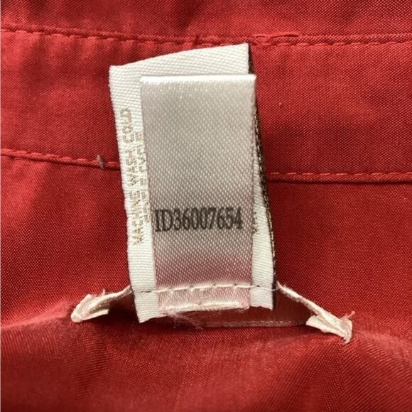 Chico’s Women’s Long Sleeve Button Down Shirt, Red, size 2 - Picture 7 of 8